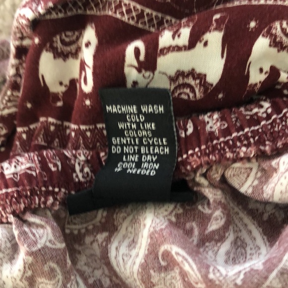 10 / $10 Rue21 crop top with frill neckline - Picture 8 of 8